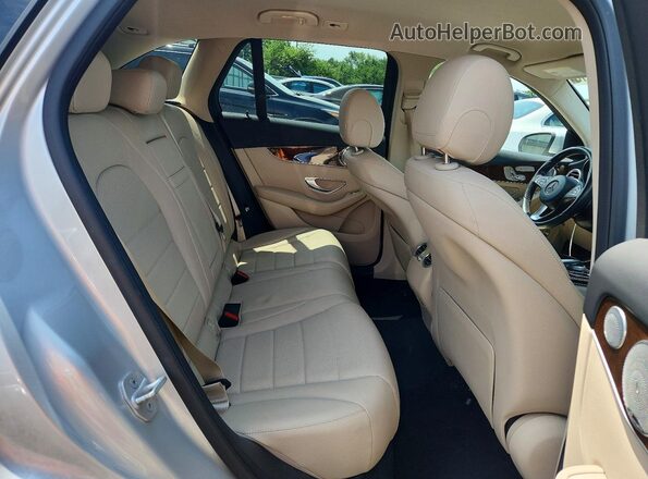 WDC0G4KB1GF061375 2016 MERCEDES-BENZ GLC-CLASS Silver Вид задньої частини салону