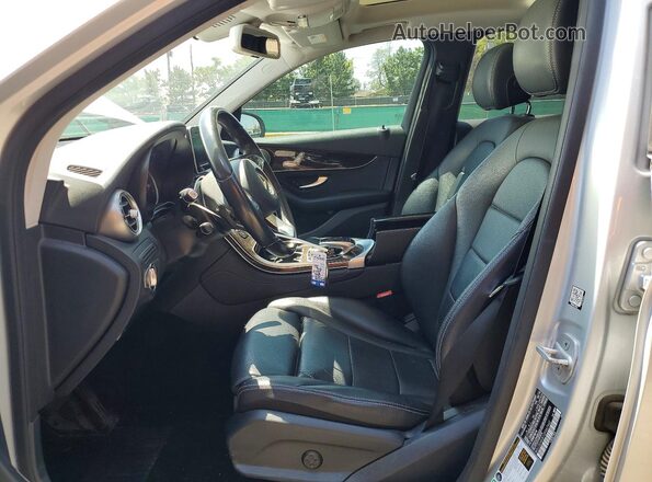 WDC0G4KB1GF067662 2016 MERCEDES-BENZ GLC-CLASS Silver Вид салону спереду