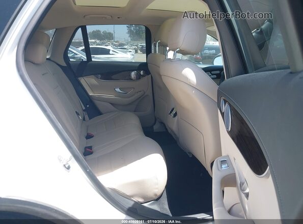 WDC0G4KB1HF200339 2017 MERCEDES-BENZ GLC 300 White Вид наклейки з VIN-кодом