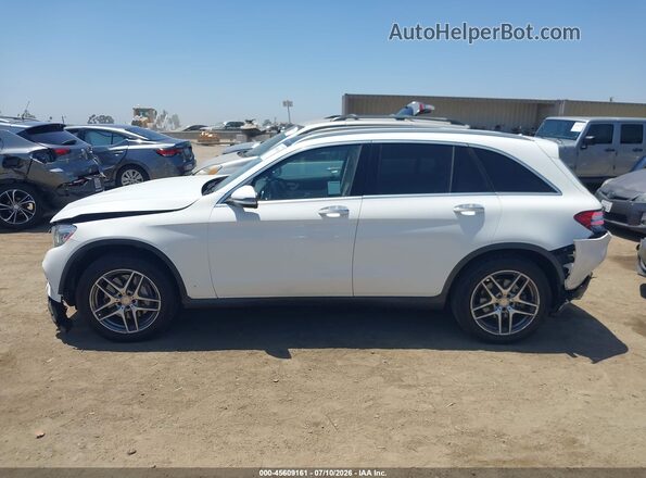 WDC0G4KB1HF200339 2017 MERCEDES-BENZ GLC 300 White Панорамний вид салону 360°