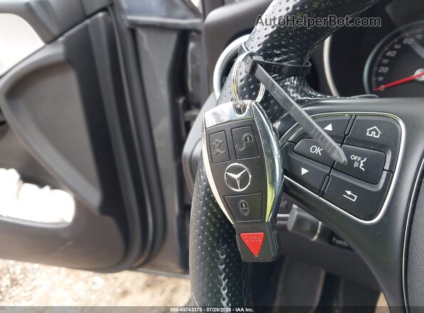 WDC0G4KB1KV117832 2019 MERCEDES-BENZ GLC 300 Gray Вид панелі приладів