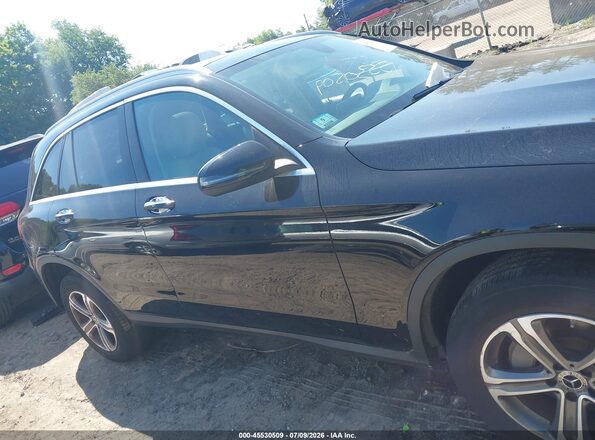 WDC0G4KB2HV013472 2017 MERCEDES-BENZ GLC 300 Black Սալոնի հետևի տեսք