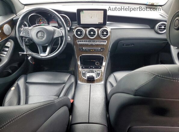 WDC0G4KB2JV055663 2018 MERCEDES-BENZ GLC-CLASS White Dashboard view