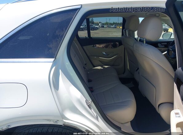 WDC0G4KB2KV173729 2019 MERCEDES-BENZ GLC 300 White VIN კოდის სტიკერის ხედი