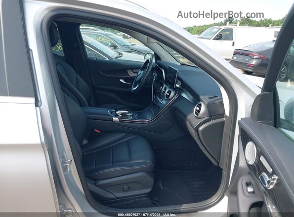 WDC0G4KB3GF113007 2016 MERCEDES-BENZ GLC 300 Silver VIN կոդի պիտակի տեսք