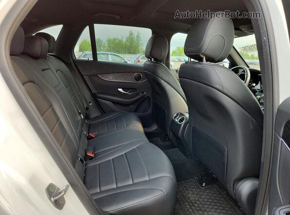 WDC0G4KB3JV041111 2018 MERCEDES-BENZ GLC-CLASS White უკანა სალონის ხედი