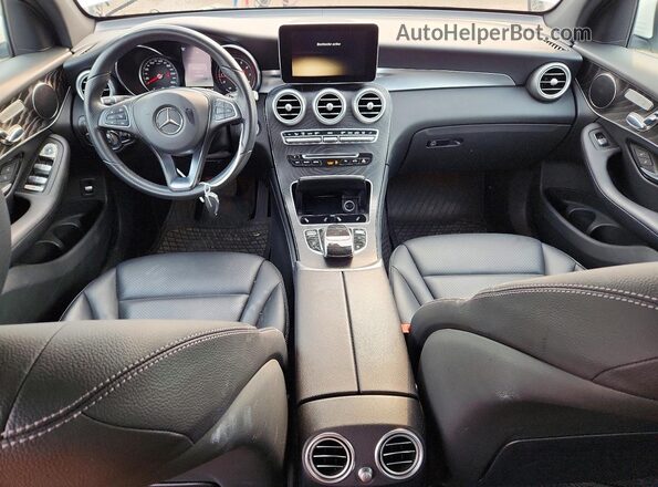 WDC0G4KB3JV041111 2018 MERCEDES-BENZ GLC-CLASS White წინა პანელის ხედი