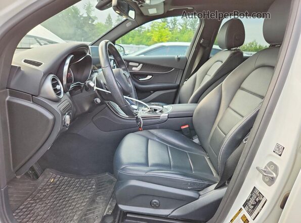 WDC0G4KB3JV041111 2018 MERCEDES-BENZ GLC-CLASS White წინა სალონის ხედი