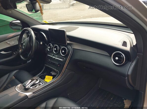 WDC0G4KB3KF659993 2019 MERCEDES-BENZ GLC 300 Gold Front interior view