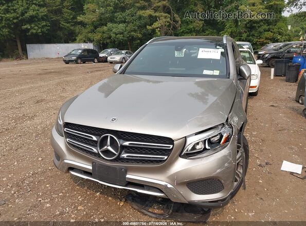 WDC0G4KB3KF659993 2019 MERCEDES-BENZ GLC 300 Gold Instrument cluster view