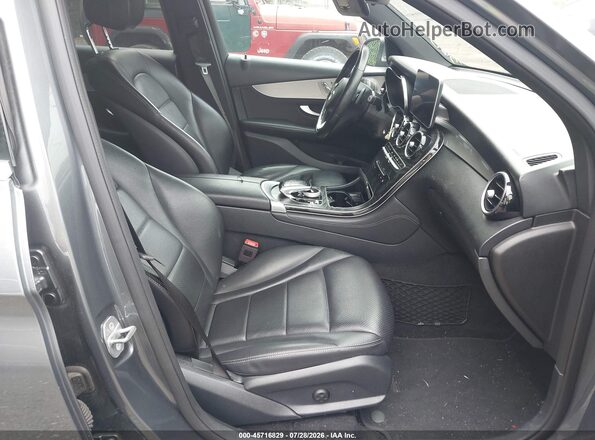 WDC0G4KB3KV151528 2019 MERCEDES-BENZ GLC 300 Gray Front interior view