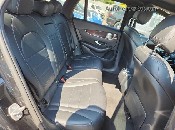 WDC0G4KB5HF160122 2017 MERCEDES-BENZ GLC-CLASS Black Vista interior trasera