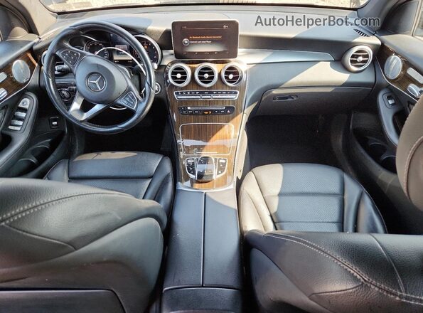 WDC0G4KB5HF160122 2017 MERCEDES-BENZ GLC-CLASS Black Vista del salpicadero