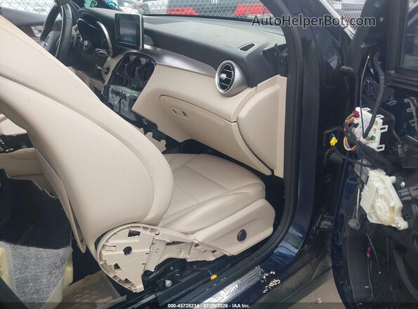 WDC0G4KB5JV067306 2018 MERCEDES-BENZ GLC 300 Синий Вид салона спереди