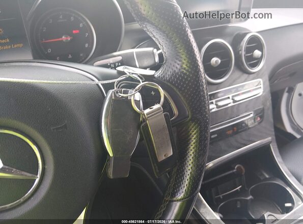 WDC0G4KB5KF664922 2019 MERCEDES-BENZ GLC 300 White Widok deski rozdzielczej
