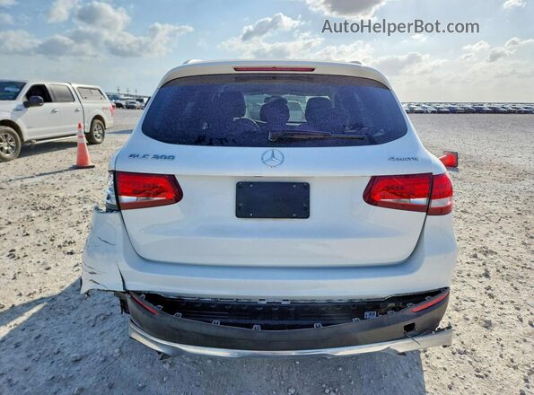 WDC0G4KB5KV182120 2019 MERCEDES-BENZ GLC-CLASS White Widok z tyłu