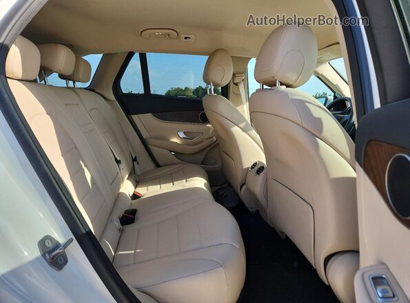 WDC0G4KB5KV182120 2019 MERCEDES-BENZ GLC-CLASS White Widok wnętrza z tyłu