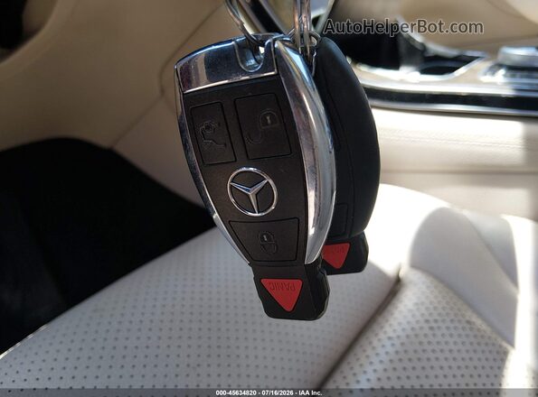WDC0G4KB6GF017209 2016 MERCEDES-BENZ GLC 300 Красный Вид панели приборов