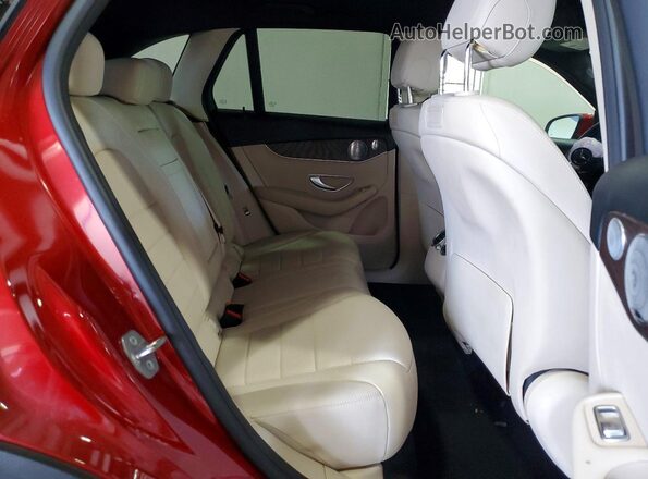 WDC0G4KB6JV092182 2018 MERCEDES-BENZ GLC-CLASS Burgundy Rear interior view
