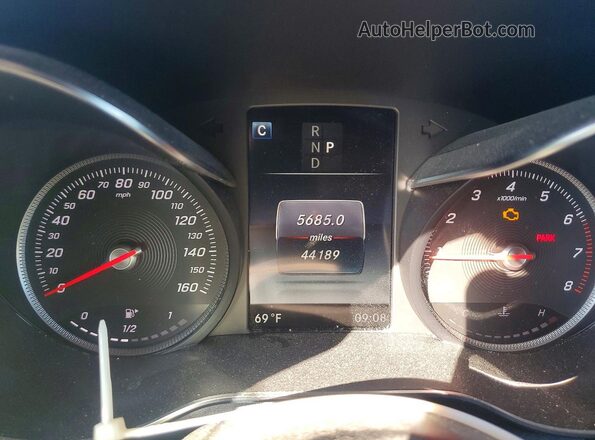 WDC0G4KB6JV109059 2018 MERCEDES-BENZ GLC-CLASS Brown ხელსაწყოთა პანელის ხედი