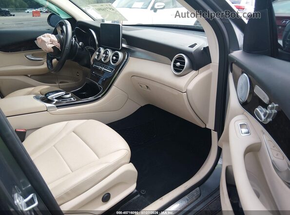 WDC0G4KB7HV005514 2017 MERCEDES-BENZ GLC 300 Gray Vista interior delantera