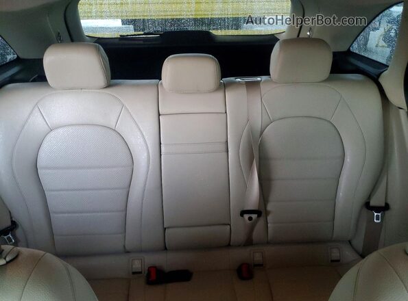 WDC0G4KB7KV162015 2019 MERCEDES-BENZ GLC-CLASS White Rear seats view