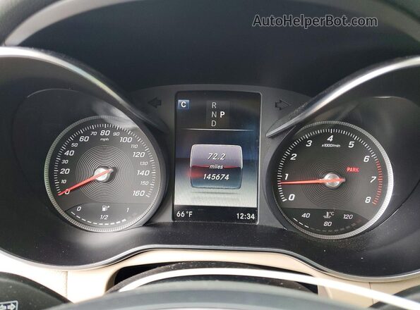 WDC0G4KB8HF259808 2017 MERCEDES-BENZ GLC-CLASS Red Widok zestawu wskaźników