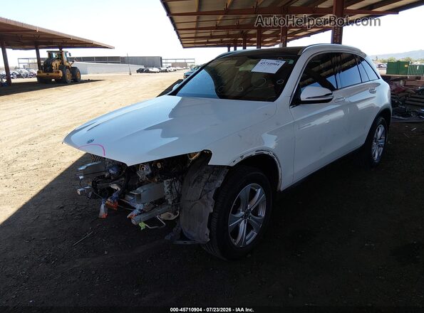 WDC0G4KB8JV019010 2018 MERCEDES-BENZ GLC 300 White Առջևի ձախ երեք քառորդ տեսարան
