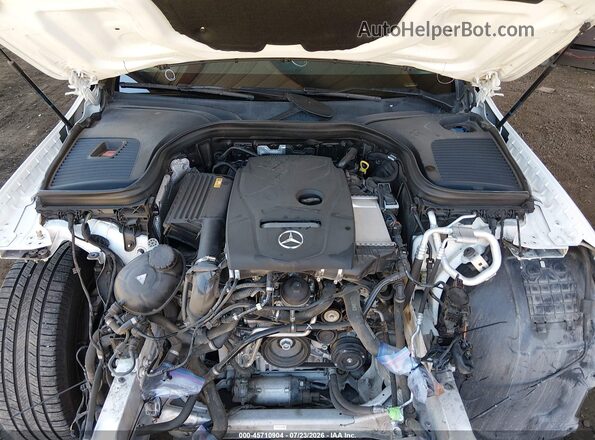 WDC0G4KB8JV019010 2018 MERCEDES-BENZ GLC 300 White Հետևի տեսք