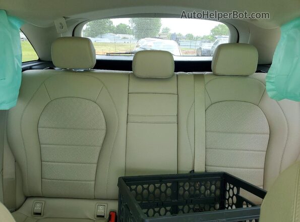 WDC0G4KB9JV028623 2018 MERCEDES-BENZ GLC-CLASS Black Widok tylnych siedzeń