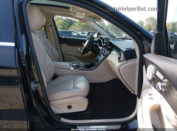 WDC0G4KB9JV078681 2018 MERCEDES-BENZ GLC 300 Черный Вид салона спереди
