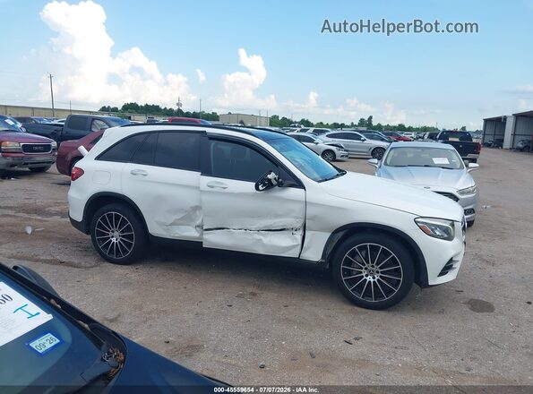 WDC0G4KB9KV194609 2019 MERCEDES-BENZ GLC 300 White Rear interior view