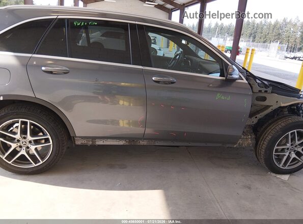 WDC0G4KBXHF255050 2017 MERCEDES-BENZ GLC 300 Черный Панорамный вид салона 360°