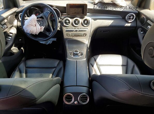 WDC0G4KBXJV042370 2018 MERCEDES-BENZ GLC-CLASS Gray Dashboard view