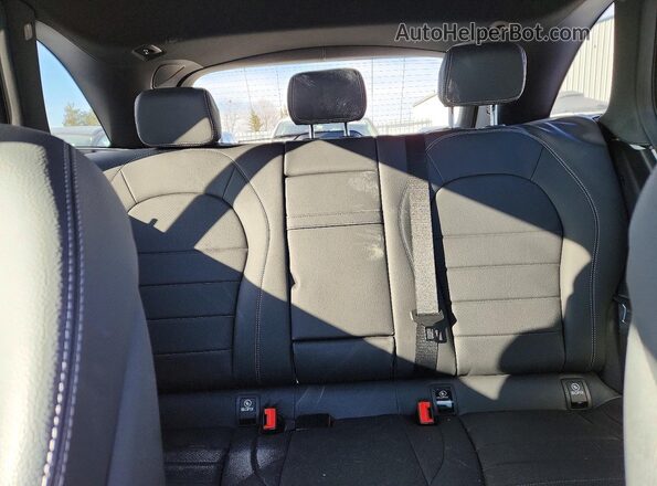 WDC0G4KBXJV055717 2018 MERCEDES-BENZ GLC-CLASS Белый Вид задних сидений