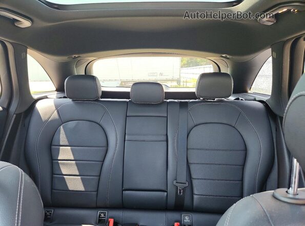 WDC0G4KBXJV065583 2018 MERCEDES-BENZ GLC-CLASS Gray Widok tylnych siedzeń