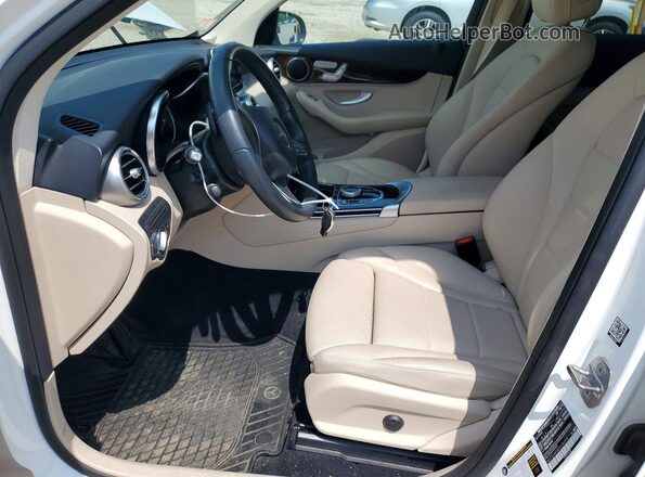 WDC0G4KBXKV184994 2019 MERCEDES-BENZ GLC-CLASS White Front interior view