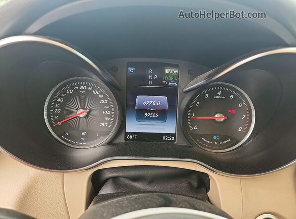 WDC0G5EB0KF563398 2019 MERCEDES-BENZ GLC-CLASS White Вид щитка приладів