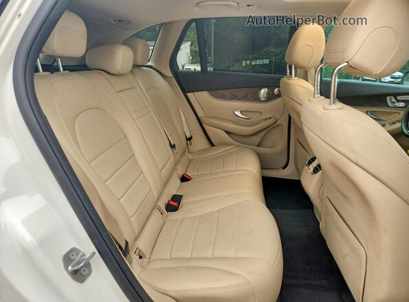 WDC0G5EB0KF563398 2019 MERCEDES-BENZ GLC-CLASS White Вид задньої частини салону