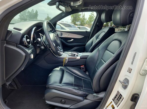 WDC0G5EB0KF572280 2019 MERCEDES-BENZ GLC-CLASS White Widok wnętrza z przodu