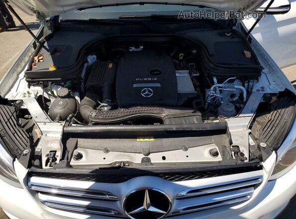 WDC0G5EB0KF572845 2019 MERCEDES-BENZ GLC-CLASS White Widok wnętrza z tyłu