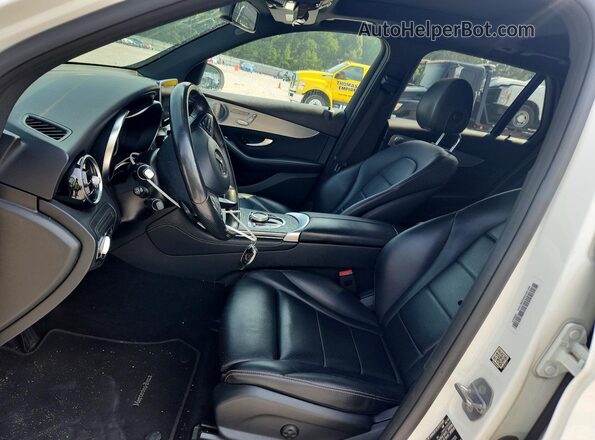 WDC0G5EB6KF586975 2019 MERCEDES-BENZ GLC-CLASS White Սալոնի դիմացի տեսք