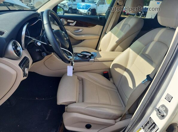 WDC0G5EBXKF546284 2019 MERCEDES-BENZ GLC-CLASS White Вид салону спереду