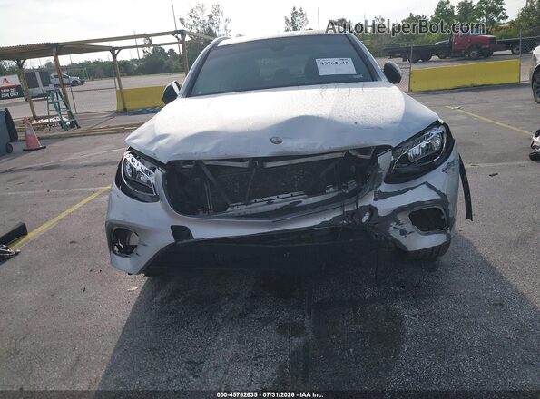 WDC0G6EB1HV007606 2017 MERCEDES-BENZ AMG GLC 43 Серебряный Вид спереди