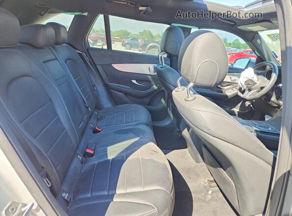 WDC0G8DB7LF685809 2020 MERCEDES-BENZ GLC-CLASS Silver Rear interior view