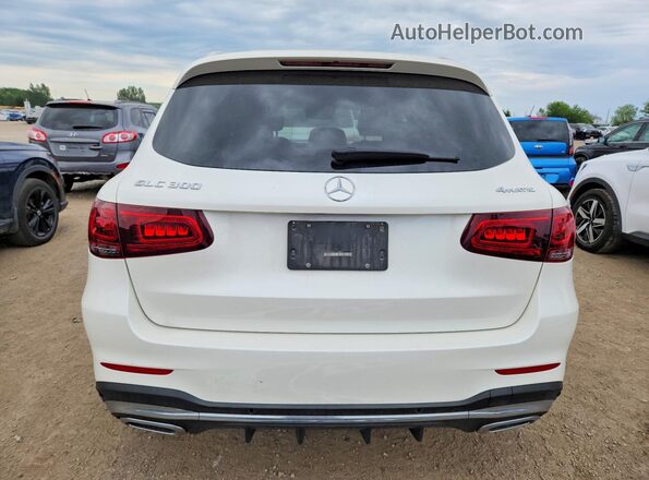 WDC0G8EB0LV208806 2020 MERCEDES-BENZ GLC-CLASS White Вид ззаду