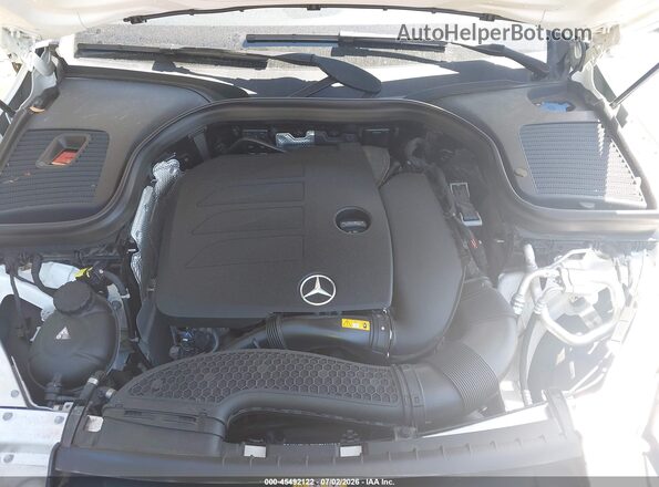 WDC0G8EB2LF685201 2020 MERCEDES-BENZ GLC 300 White Rear view