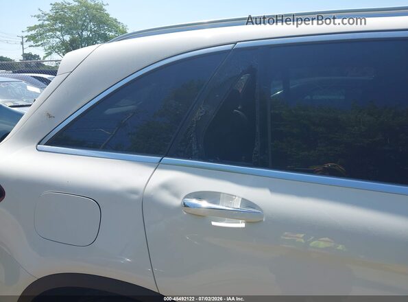 WDC0G8EB2LF685201 2020 MERCEDES-BENZ GLC 300 White Front view