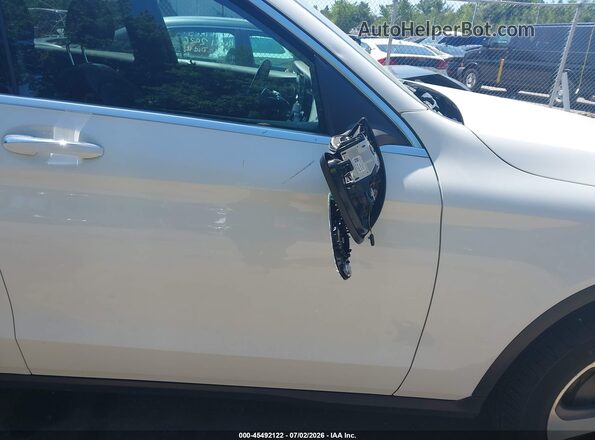 WDC0G8EB2LF685201 2020 MERCEDES-BENZ GLC 300 White 