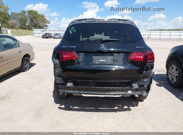 WDC0G8EB3LF718402 2020 MERCEDES-BENZ GLC 300 Black Դիմացի տեսք